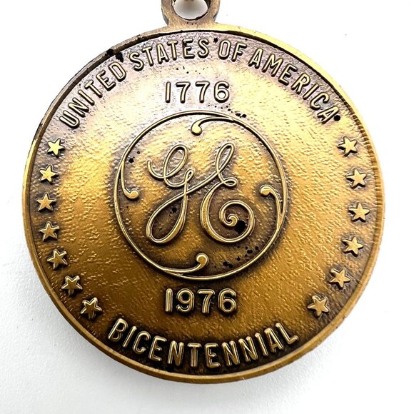Spirit Of 76 Bicentennial Brass Keychain 1776-1976 GE General Electric Branded - Picture 2 of 8